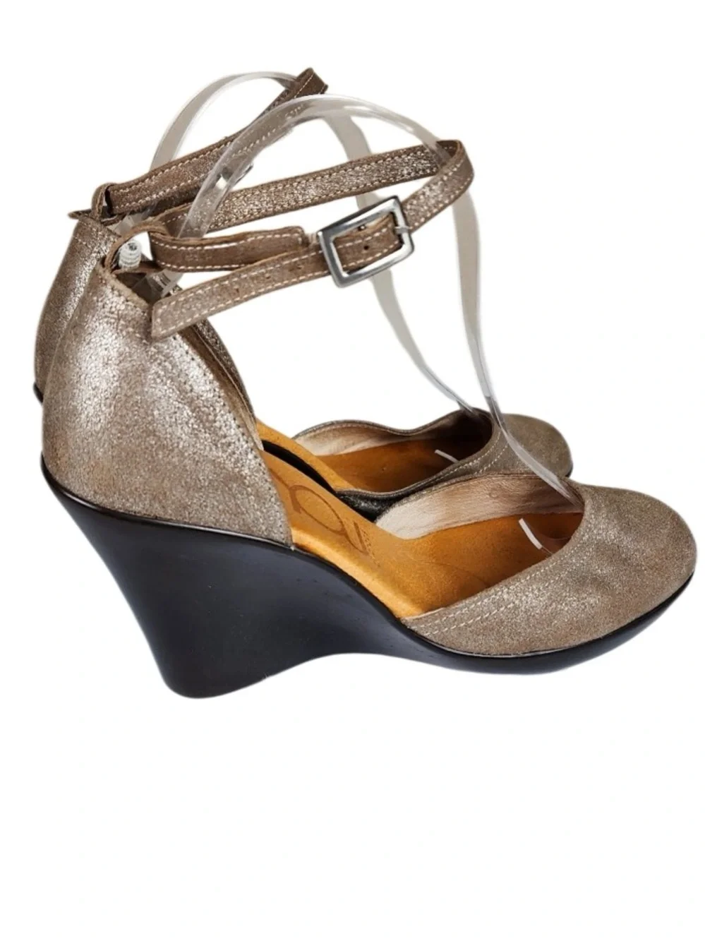 YOU by Crocs Metallic Champagne Ankle Strap Wedge Heels Women’s US 7.5 EU 38